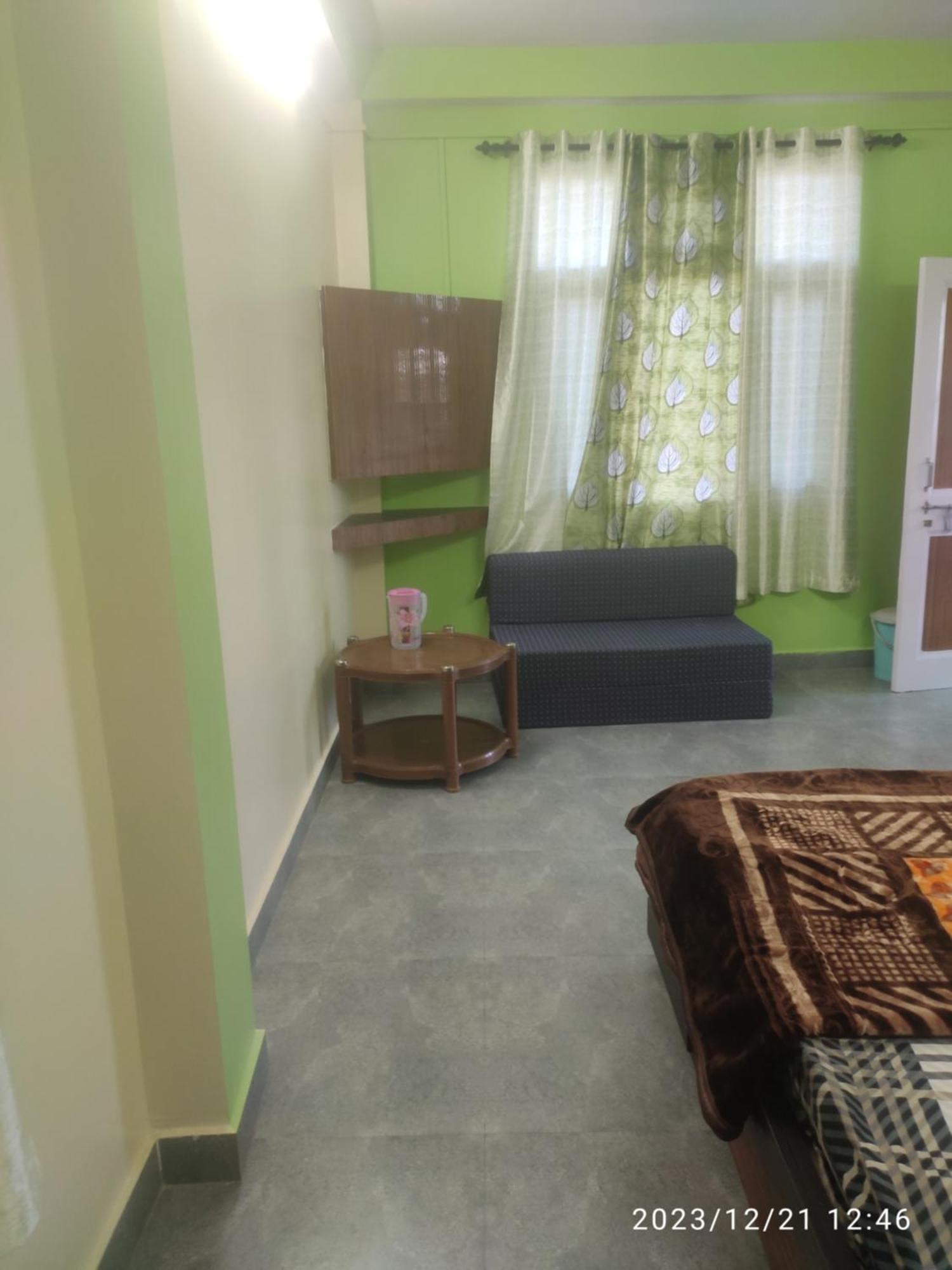 Tree Valley Homestay 柴尔 外观 照片